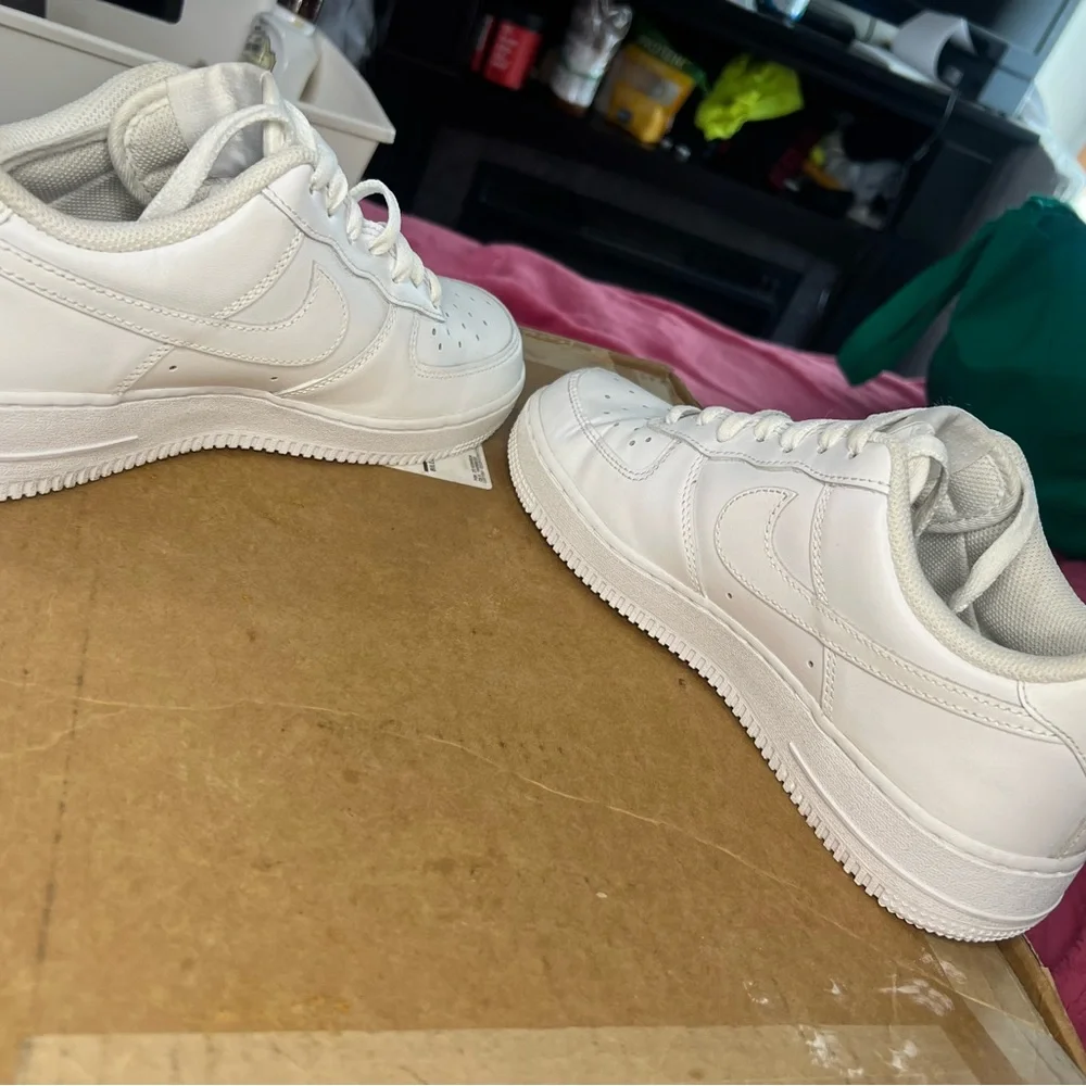 Nike Air Force 1 Low White Sneakers - Picture 5 of 8